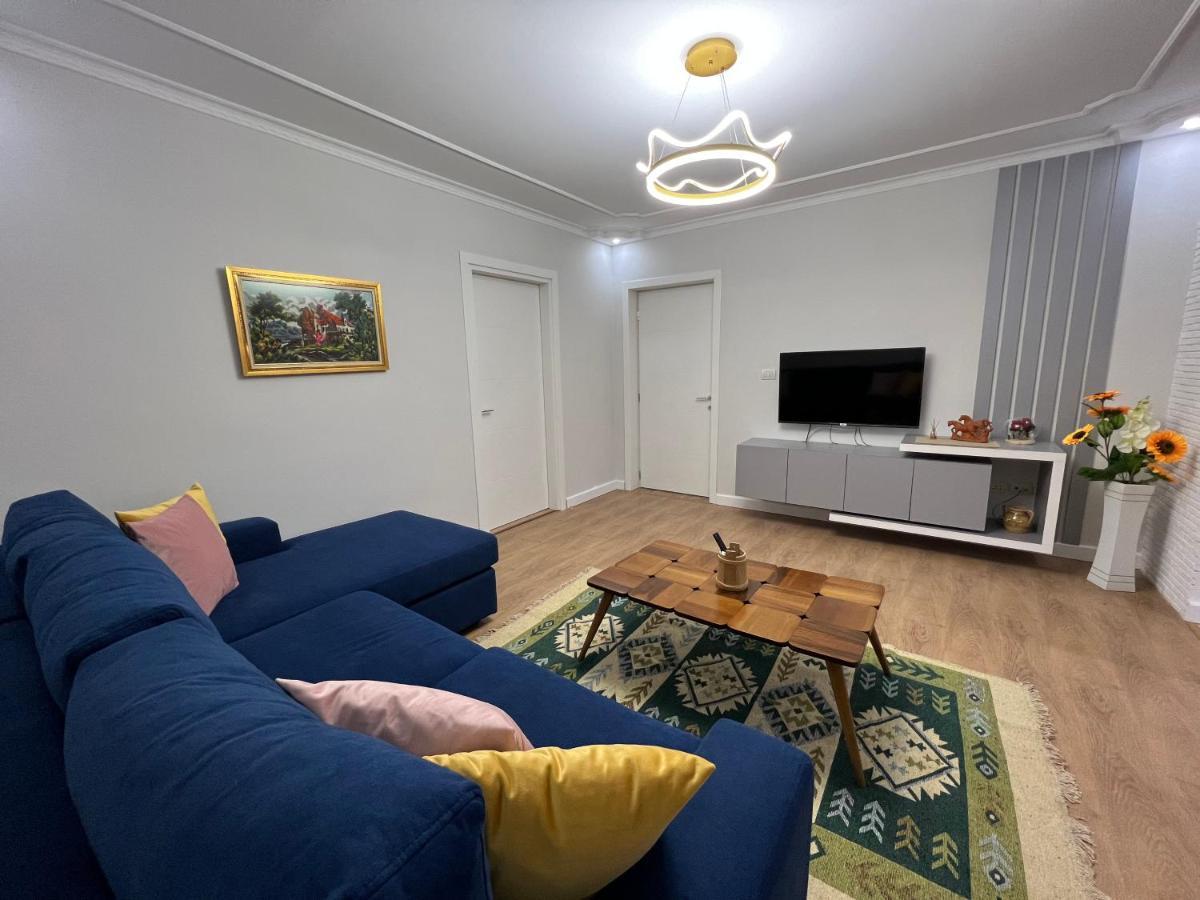 Chestnut Yard Villa Tirana Buitenkant foto